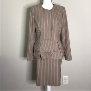 Etcetera Women’s Tan-Ivory Striped Suit 10 Asymmetrical Tailored Lined